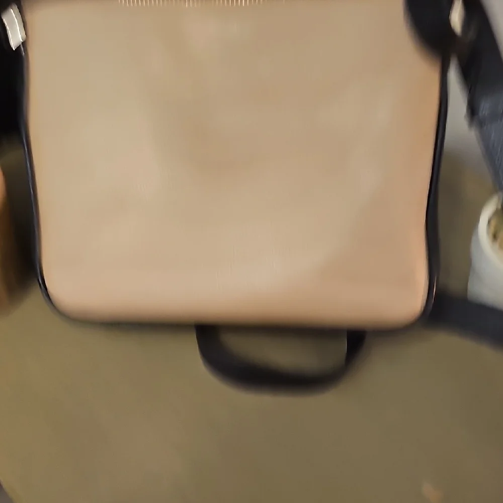 Kate Spade Tan and Cream Colorblock Leather Crossbody Bag